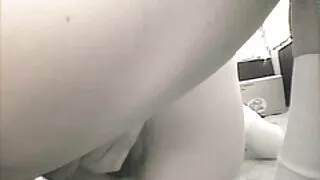 ทางบ้านน่ารักนมโตผมบลอนด์สาวดีโด้นมปลอมซุกซนหีซิลิโคน ดู วีดีโอ โป๊